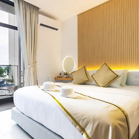 5Starpanda Seaview Suites At The Shore Kota Kinabalu Exterior photo