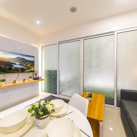 5Starpanda Seaview Suites At The Shore Kota Kinabalu Exterior photo