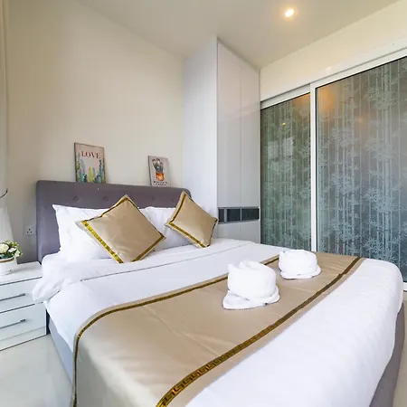 5Starpanda Seaview Suites At The Shore Kota Kinabalu Exterior photo