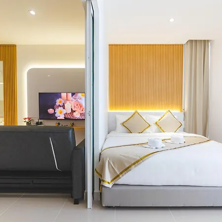 5Starpanda Seaview Suites At The Shore Kota Kinabalu Exterior photo