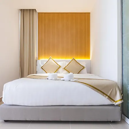 5Starpanda Seaview Suites At The Shore Kota Kinabalu Exterior photo